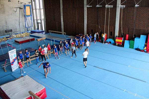 img00015.jpg