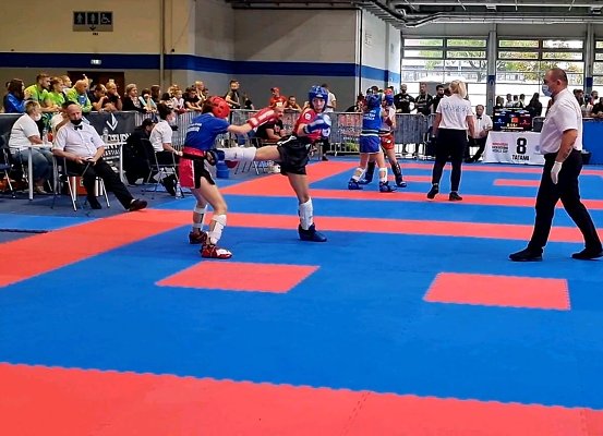 img00017.jpg
