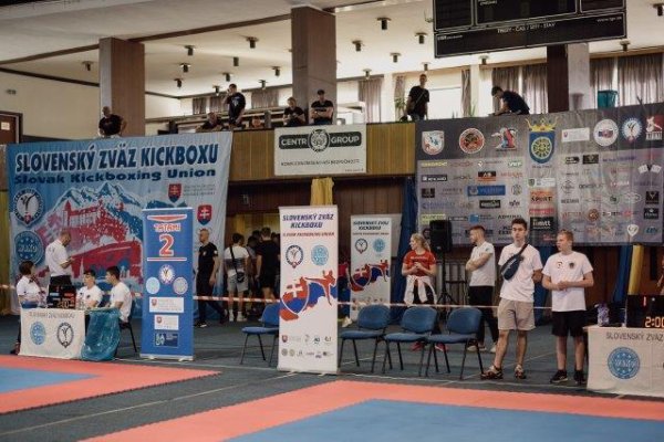img00006.jpg