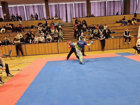 img00027.jpg